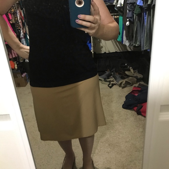 Black top - Picture 2 of 2